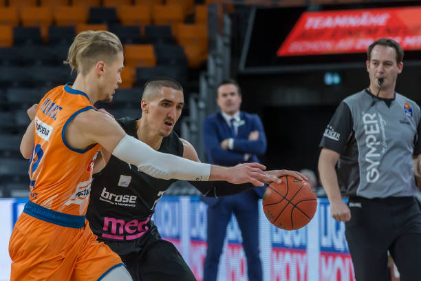 对于困于东 对于困于东