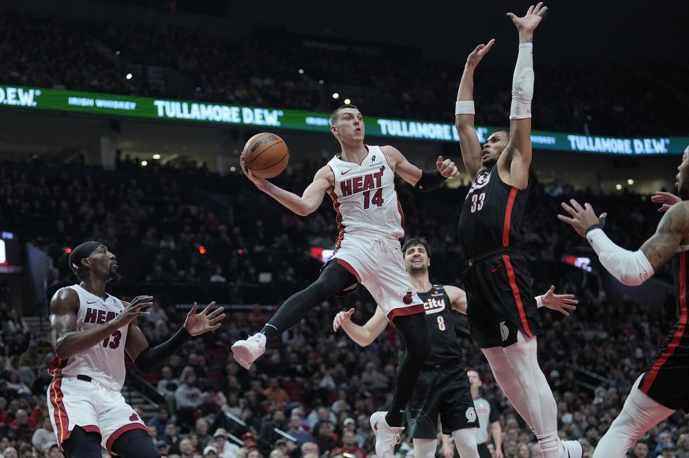 伯恩的表现 伯恩的表现