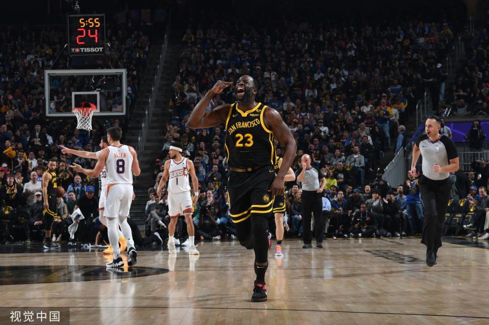 他们敲响了 他们敲响了